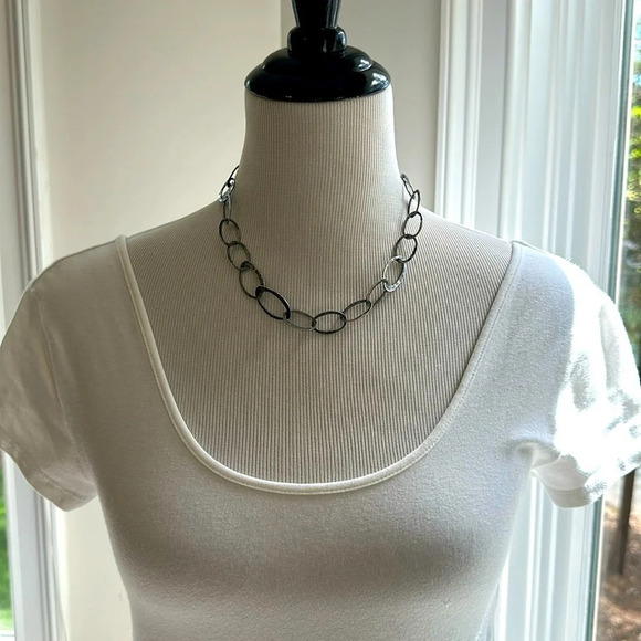 Silpada Jewelry - Silpada Hammered Oval Link Oxidized Sterling Silver Necklace, Like New